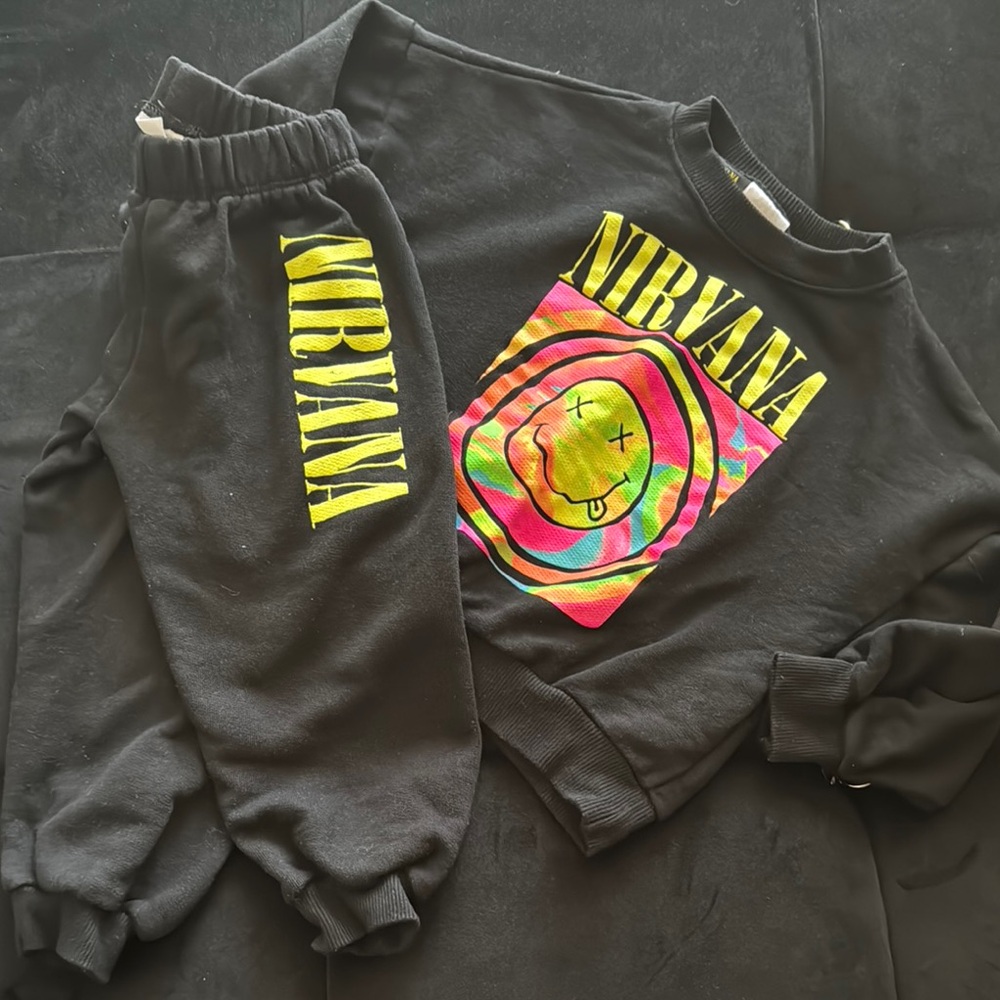 Zara Nirvana Black Sweatshirt and Joggers Set